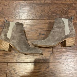 Vince suede bootie